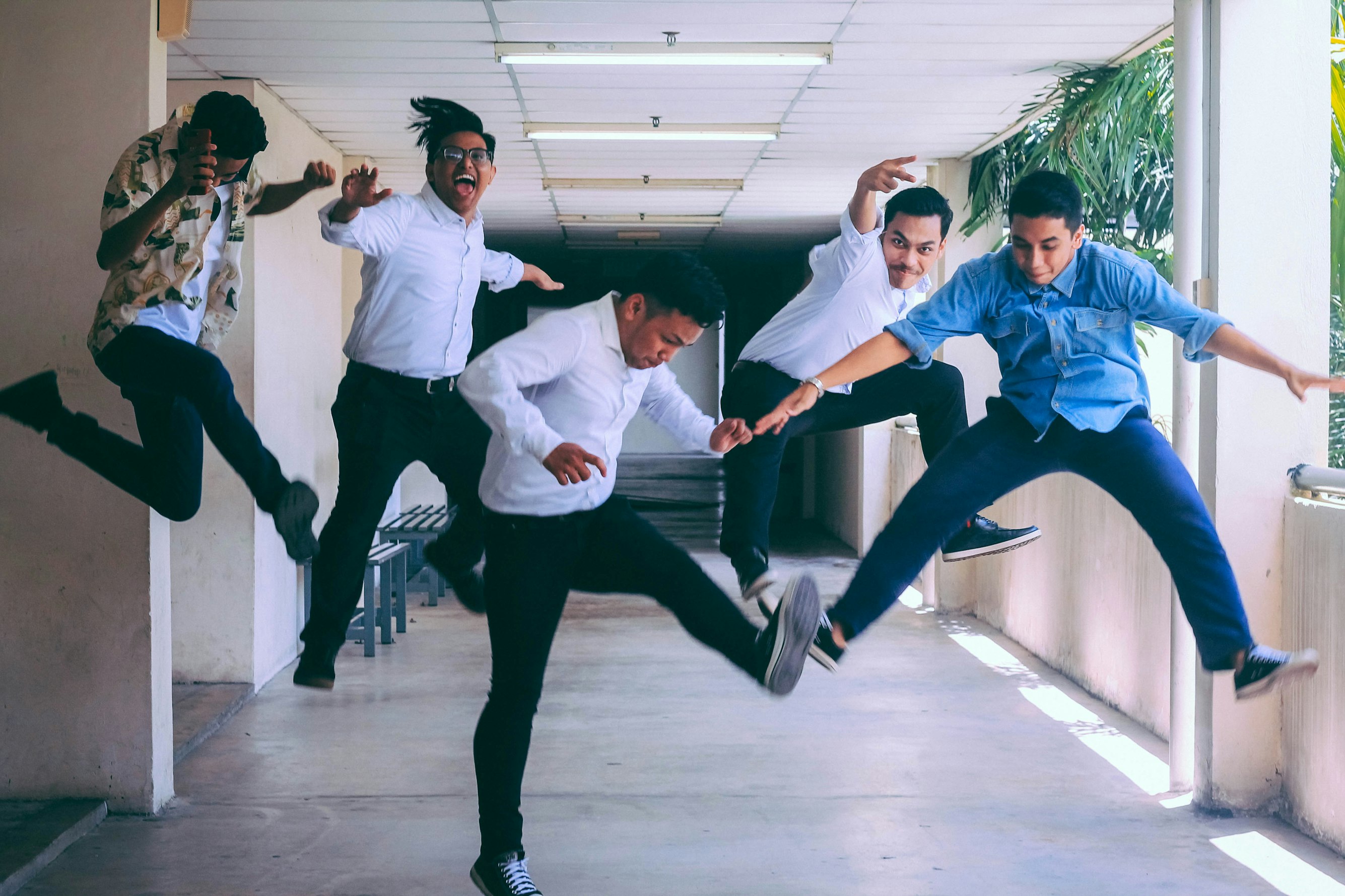 Bem-estar no trabalho e saúde mental: guia completo para RH e lideranças